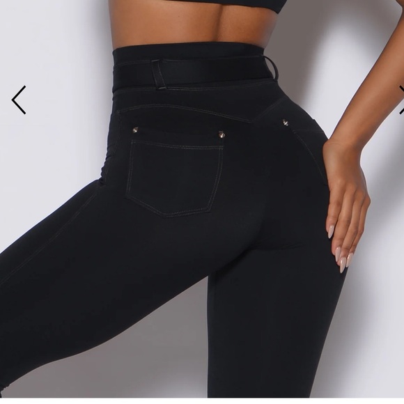 Bombshell Sportswear Peach Leggings - Picture 6 of 6